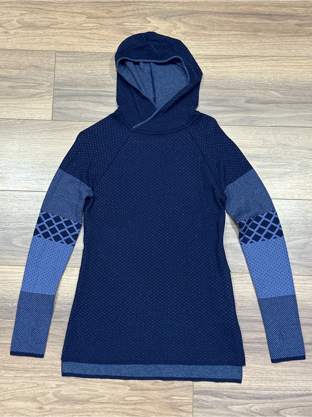 Krimson Klover Mover Maker Tunic Sweater in Blue Size Small